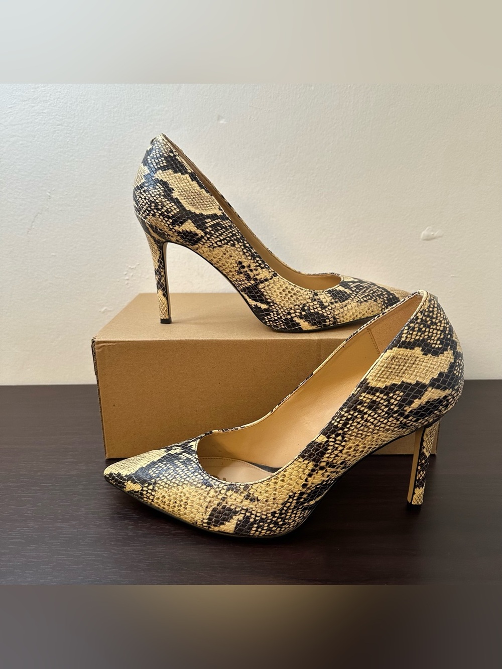 Sam Edelman Hazel Leather Snake Print Pointed Toe Pumps Slip On Heels 9.5/39.5